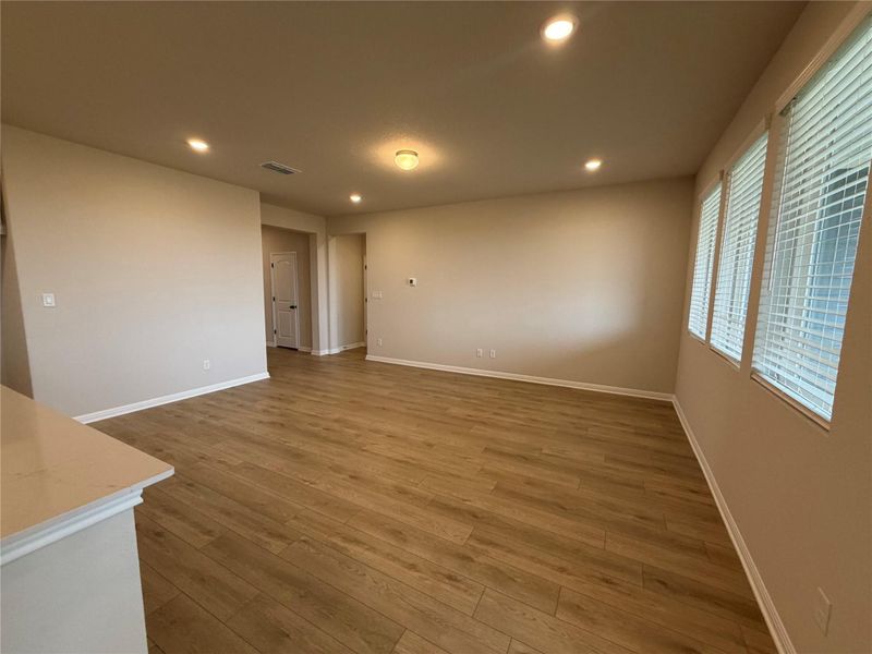 Spacious, unfurnished interior of a new home in Willow Springs, Buda (Image 25). Spacious, unfurnished interior of a new home in Willow Springs, Buda (Image 25).