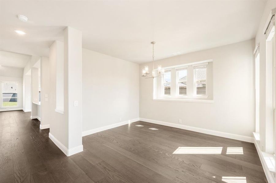 Spacious, unfurnished interior of a new home in Union Park Classic 55, Little Elm (Image 19). Spacious, unfurnished interior of a new home in Union Park Classic 55, Little Elm (Image 19).