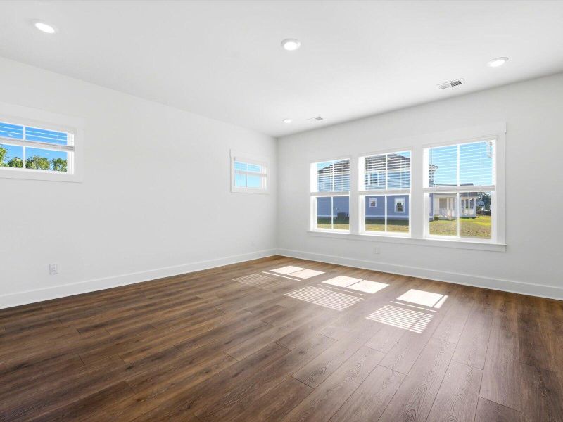 Spacious, unfurnished interior of a new home in The Coves at Lakes of Cane Bay II, Summerville (Image 19). Spacious, unfurnished interior of a new home in The Coves at Lakes of Cane Bay II, Summerville (Image 19).