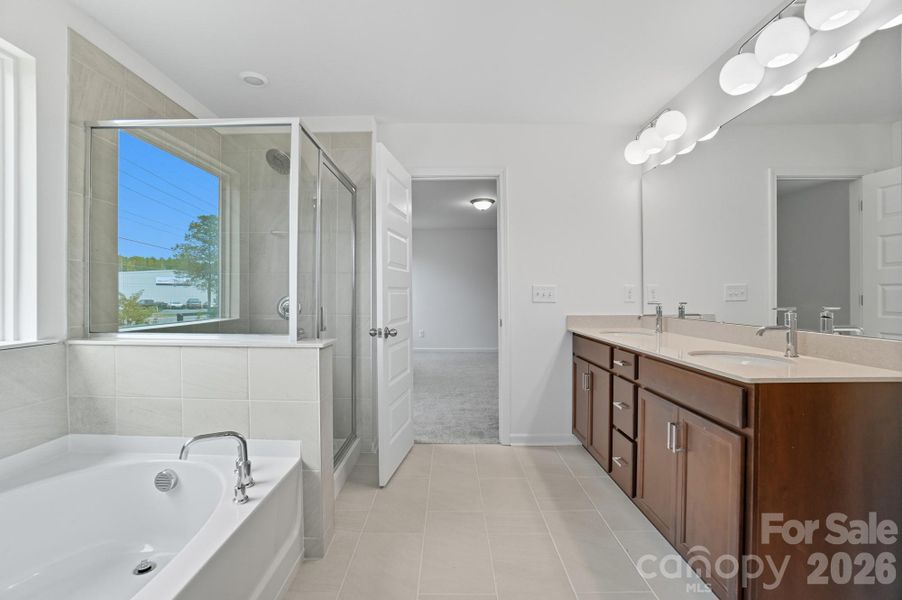 Furnished interior view inside a new home in Bellina, York (Image 10).