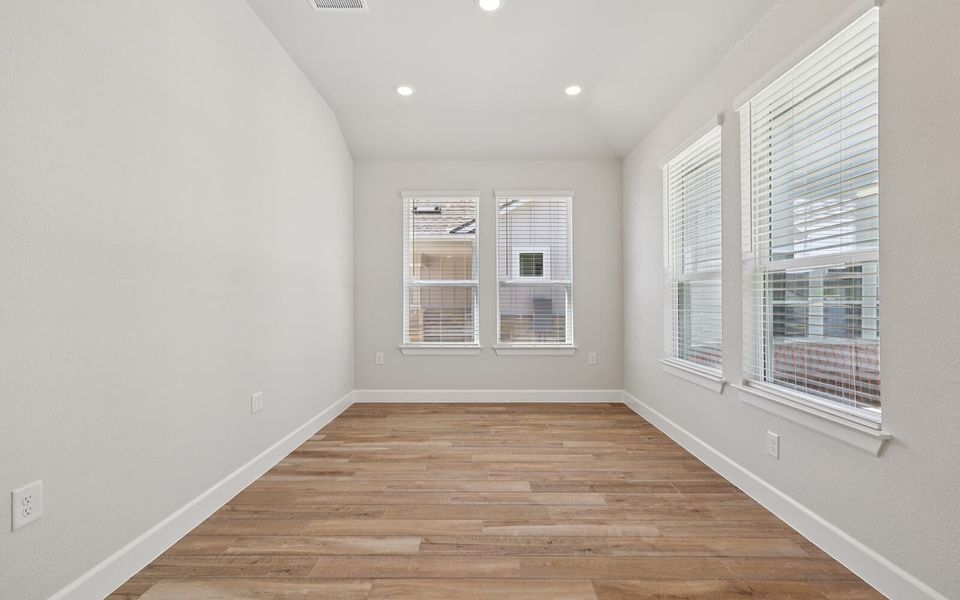 Spacious, unfurnished interior of a new home in Traditional at Kissing Tree, San Marcos (Image 14).