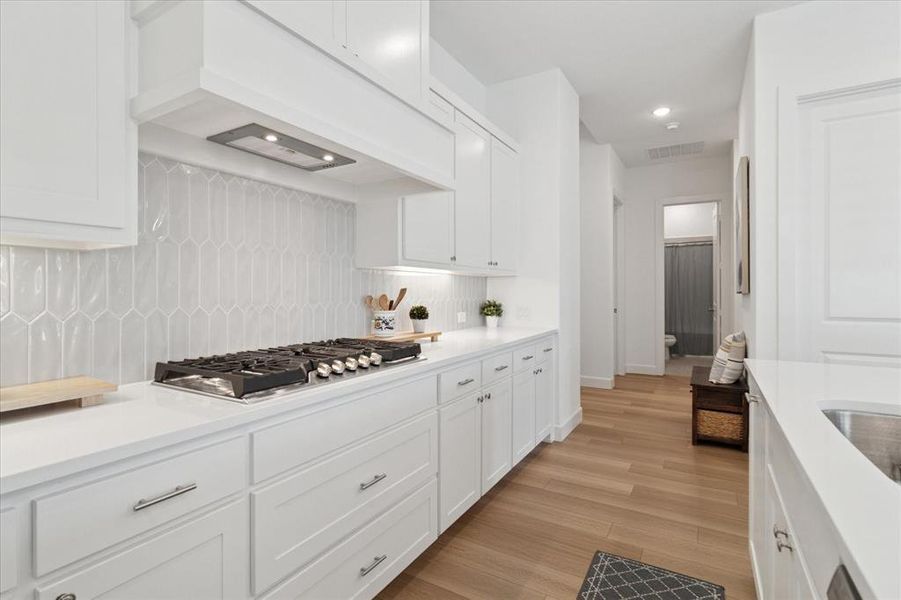 Furnished interior view inside a new home in Painted Tree - South, McKinney (Image 34). Furnished interior view inside a new home in Painted Tree - South, McKinney (Image 34).