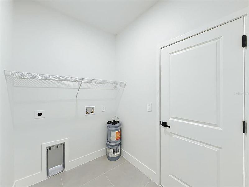Spacious, unfurnished interior of a new home in , Ocala (Image 26).