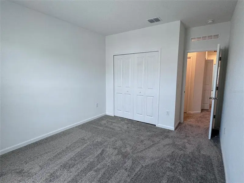 Spacious, unfurnished interior of a new home in , Kissimmee (Image 18).