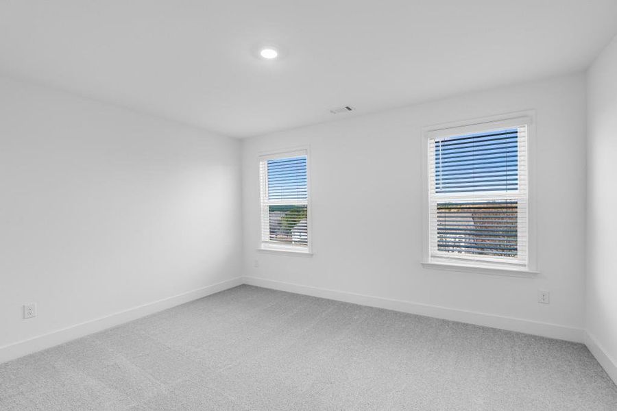 Spacious, unfurnished interior of a new home in Wellington Estates, Madison (Image 24).