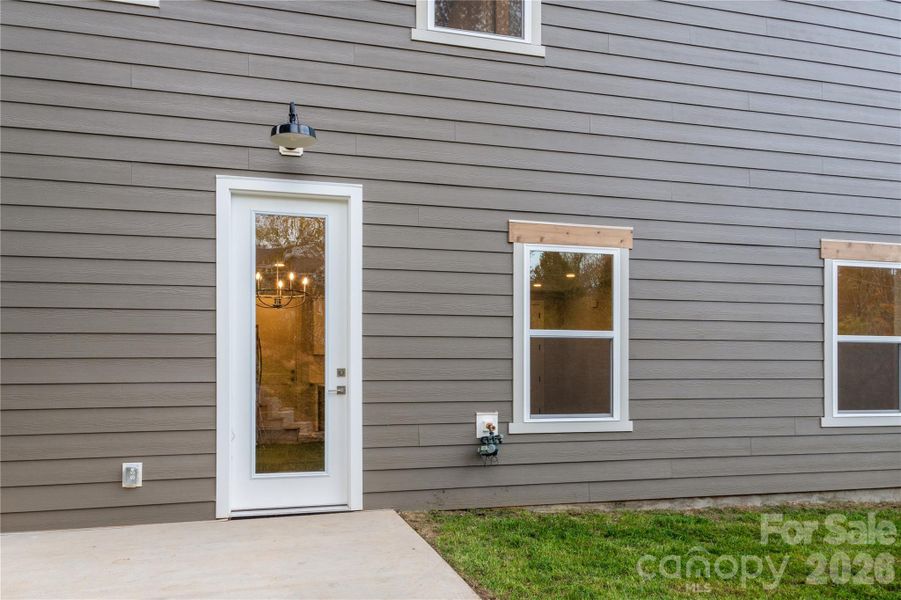 Exterior details and patio area of a home in , Weaverville (Image 4).