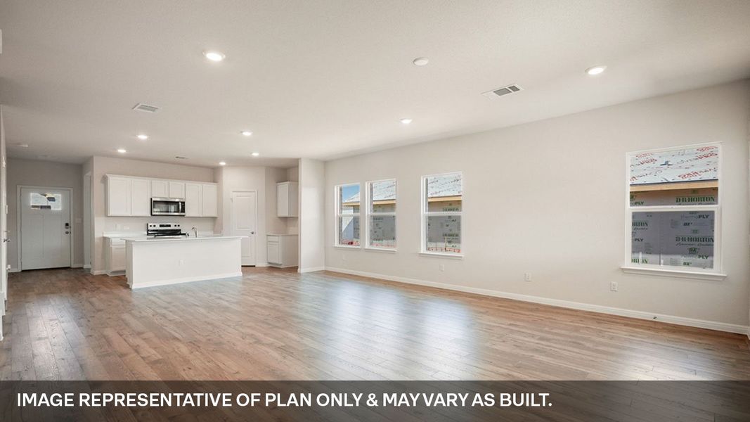 Representative unfurnished interior of a home built from the The Quincy by D.R. Horton in Thunder Rock, Marble Falls (Image 15).