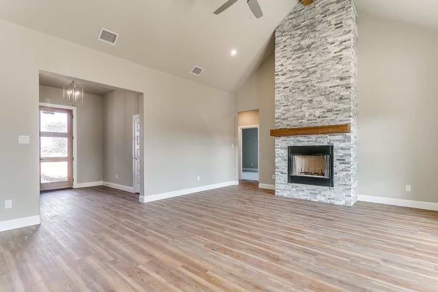 Representative unfurnished interior of a home built from the Augusta Court by Trinity Classic Homes in Zion Trails, Poolville (Image 31).