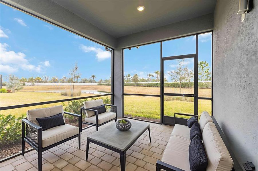 Exterior details and patio area of a home in , Bradenton (Image 27).