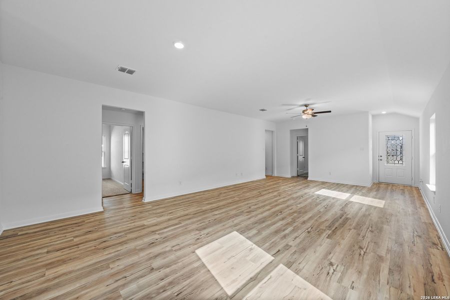 Spacious, unfurnished interior of a new home in Preserve at Medina, Von Ormy (Image 12). Spacious, unfurnished interior of a new home in Preserve at Medina, Von Ormy (Image 12).