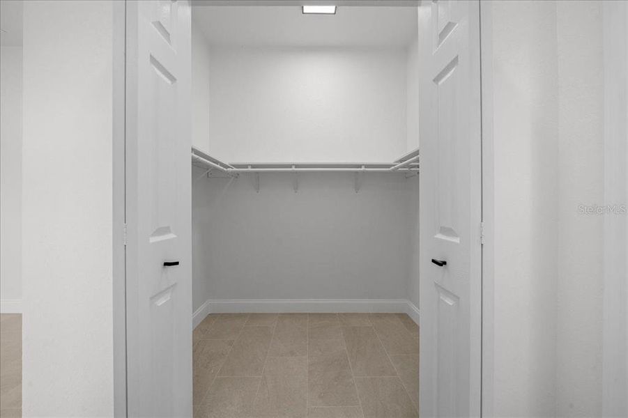 Spacious, unfurnished interior of a new home in , Dunnellon (Image 35). Spacious, unfurnished interior of a new home in , Dunnellon (Image 35).