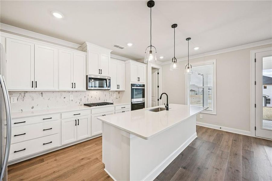 Furnished interior view inside a new home in River Pointe, Monroe (Image 7).