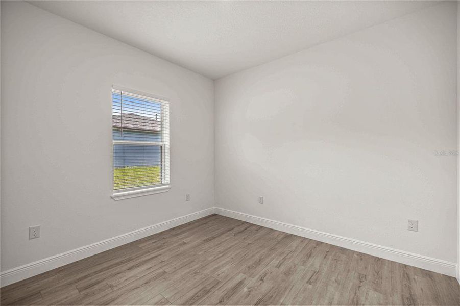 Spacious, unfurnished interior of a new home in , Ocala (Image 35).