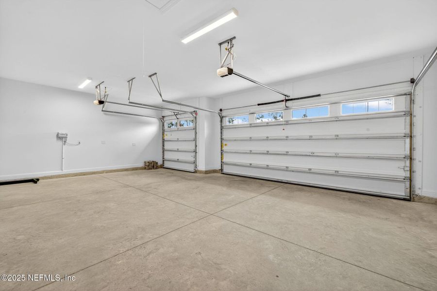 Spacious, unfurnished interior of a new home in , Ponte Vedra Beach (Image 19). Spacious, unfurnished interior of a new home in , Ponte Vedra Beach (Image 19).