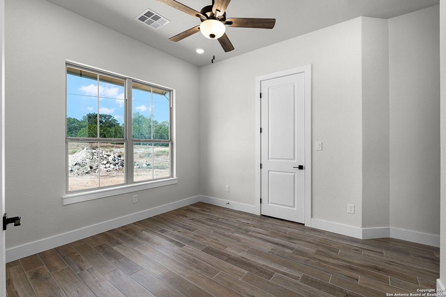 Spacious, unfurnished interior of a new home in , Spring Branch (Image 23).
