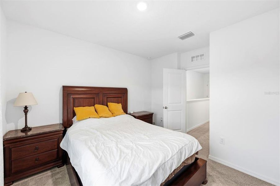 Furnished interior view inside a new home in , Apollo Beach (Image 15).