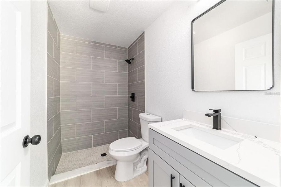 Furnished interior view inside a new home in , Ocala (Image 6).