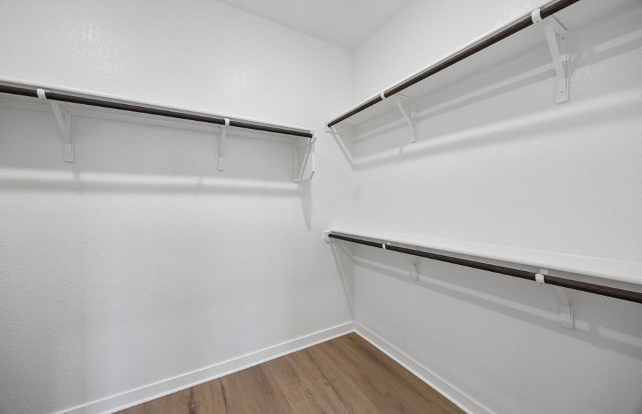 Spacious, unfurnished interior of a new home in Sun City Texas, Georgetown (Image 23).
