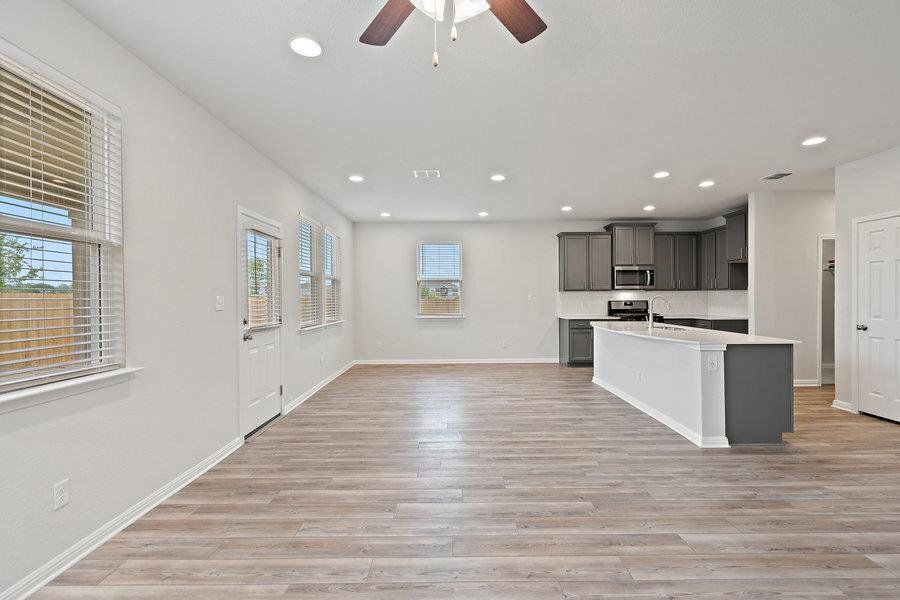 Photos are of a completed model of the same floor plan and are for illustrative purposes only. Actual home is under construction and design selections, materials, and features may differ. Confirm final specifications with the New Home Consultant.