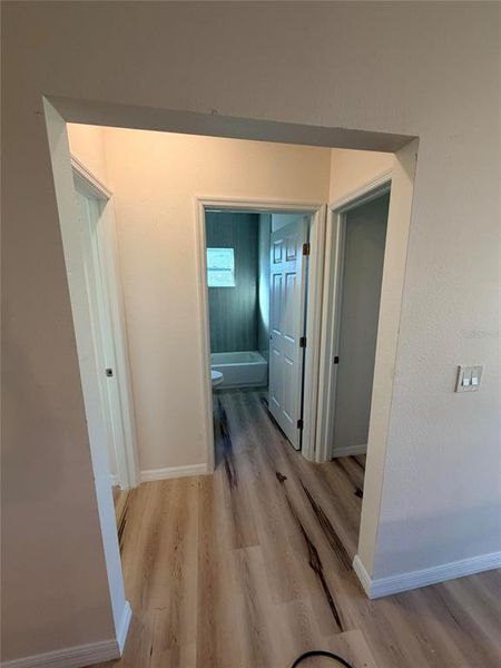 Spacious, unfurnished interior of a new home in , Port Charlotte (Image 18).