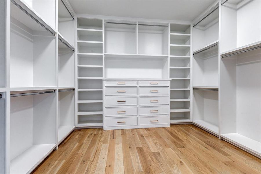 Spacious, unfurnished interior of a new home in , Dallas (Image 22). Spacious, unfurnished interior of a new home in , Dallas (Image 22).