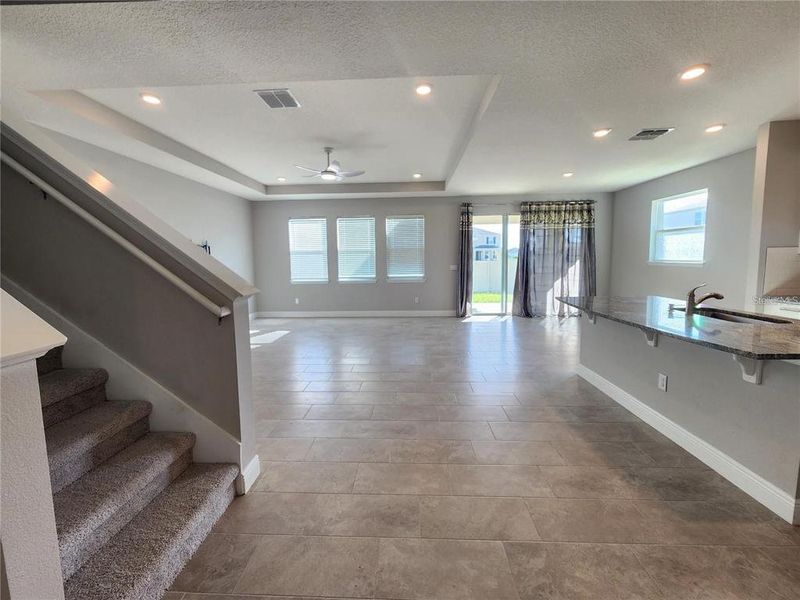 Spacious, unfurnished interior of a new home in Woodcreek, Wesley Chapel (Image 22).