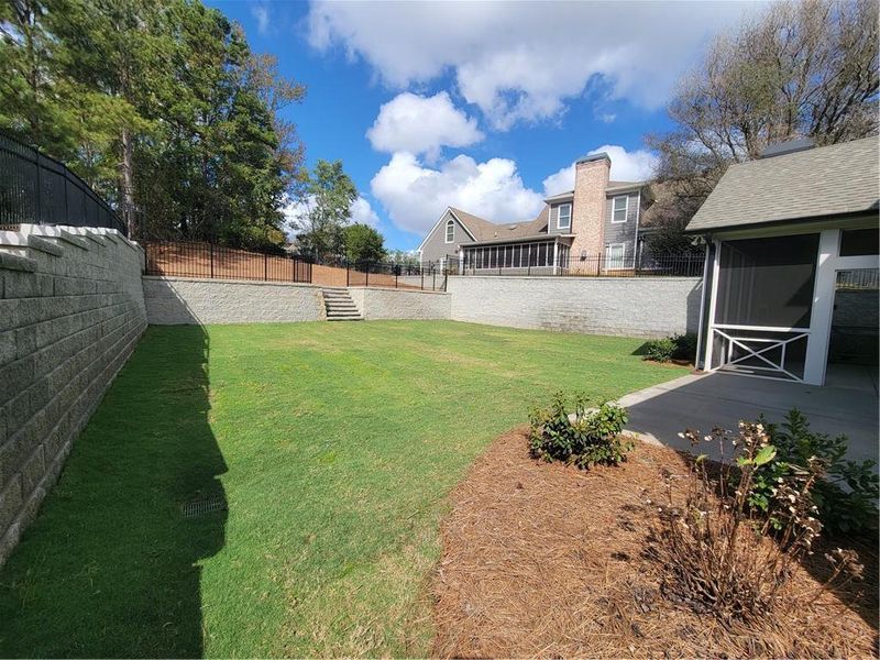 Image 25 of a home in .