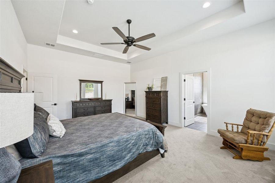 Furnished interior view inside a new home in , Weatherford (Image 23).