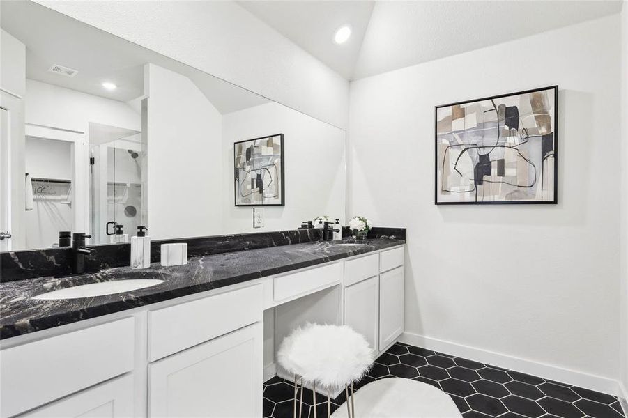 Furnished interior view inside a new home in Simpson Crossing, Princeton (Image 31). Furnished interior view inside a new home in Simpson Crossing, Princeton (Image 31).