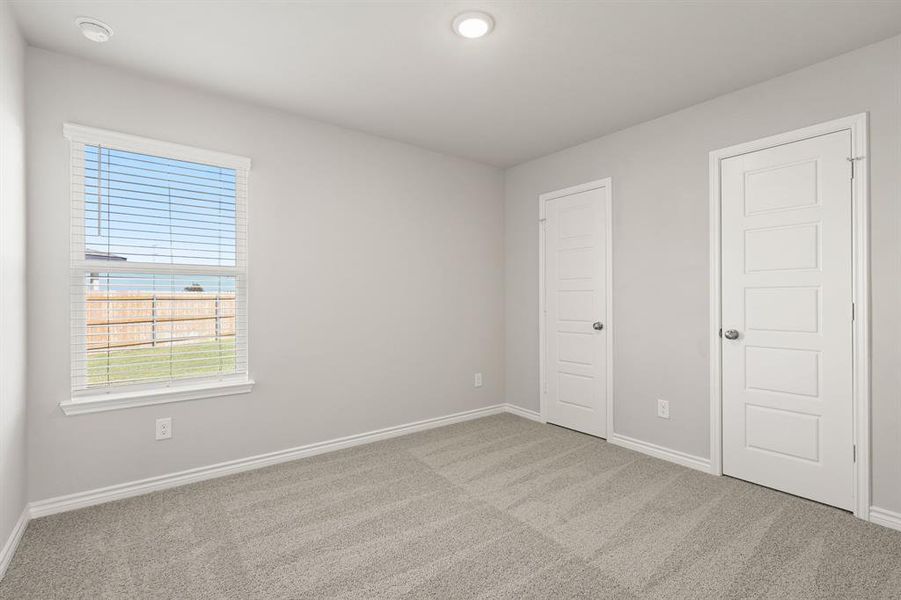 Spacious, unfurnished interior of a new home in Rocky Creek Crossing, Fort Worth (Image 26).