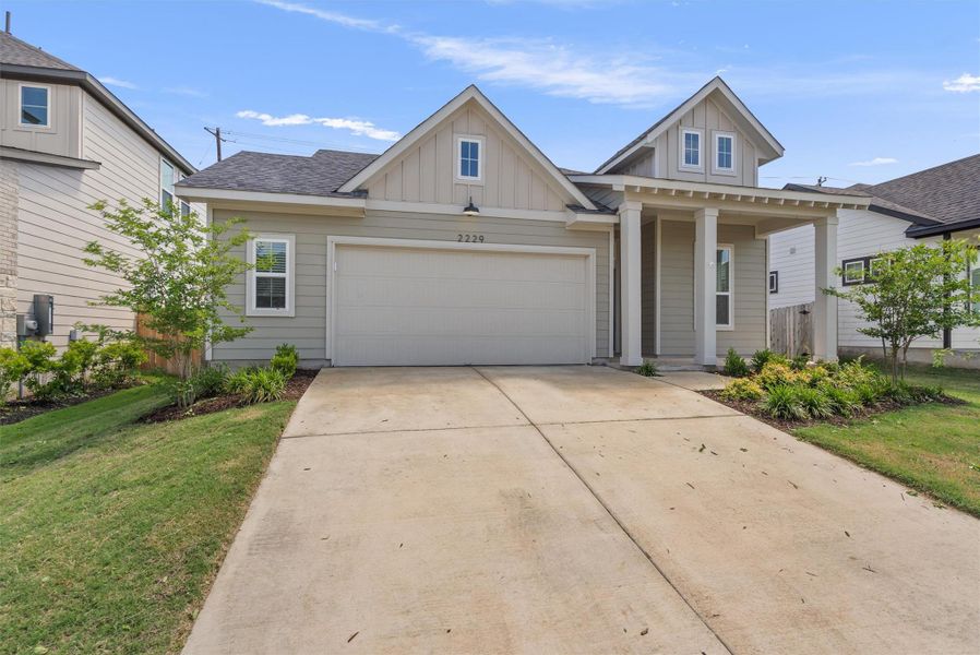 Front exterior of a new home in Highcrest Meadow West, Georgetown, TX, highlighting curb appeal (Image 1). Front exterior of a new home in Highcrest Meadow West, Georgetown, TX, highlighting curb appeal (Image 1).