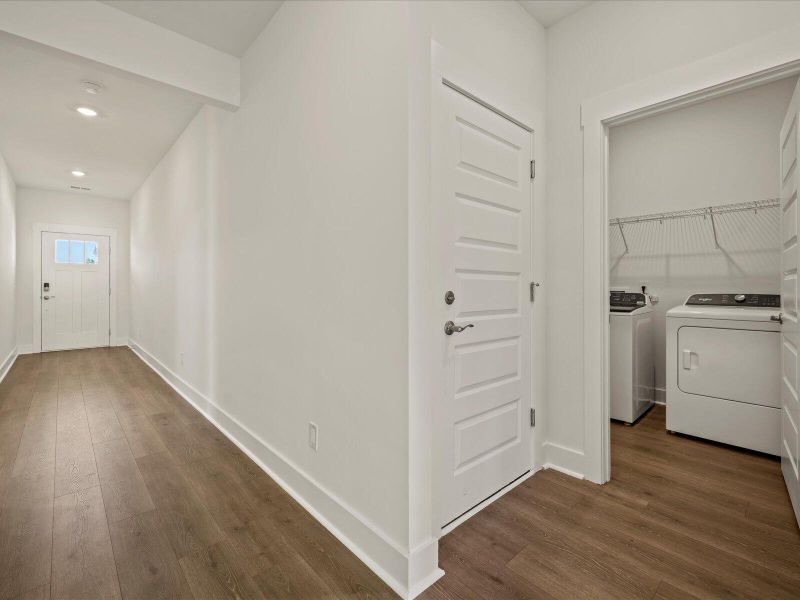 Spacious, unfurnished interior of a new home in The Coves at Lakes of Cane Bay, Summerville (Image 25). Spacious, unfurnished interior of a new home in The Coves at Lakes of Cane Bay, Summerville (Image 25).