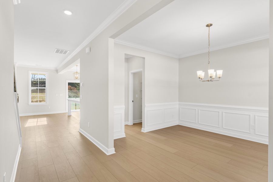 Spacious, unfurnished interior of a new home in Foxhall Landing, Easley (Image 16).