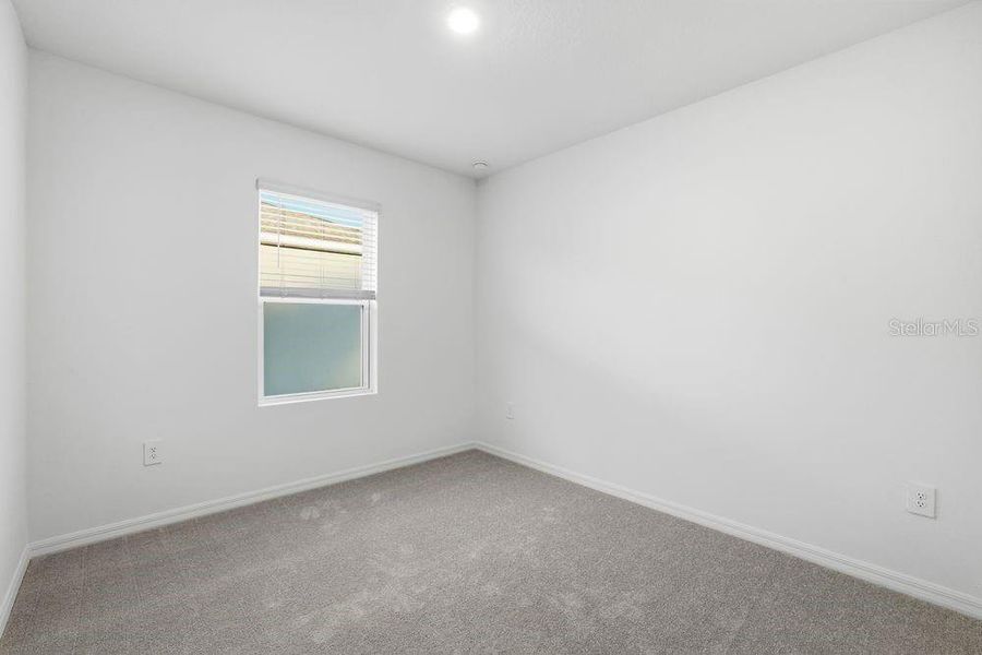 Spacious, unfurnished interior of a new home in Palm Wind, Hudson (Image 26).