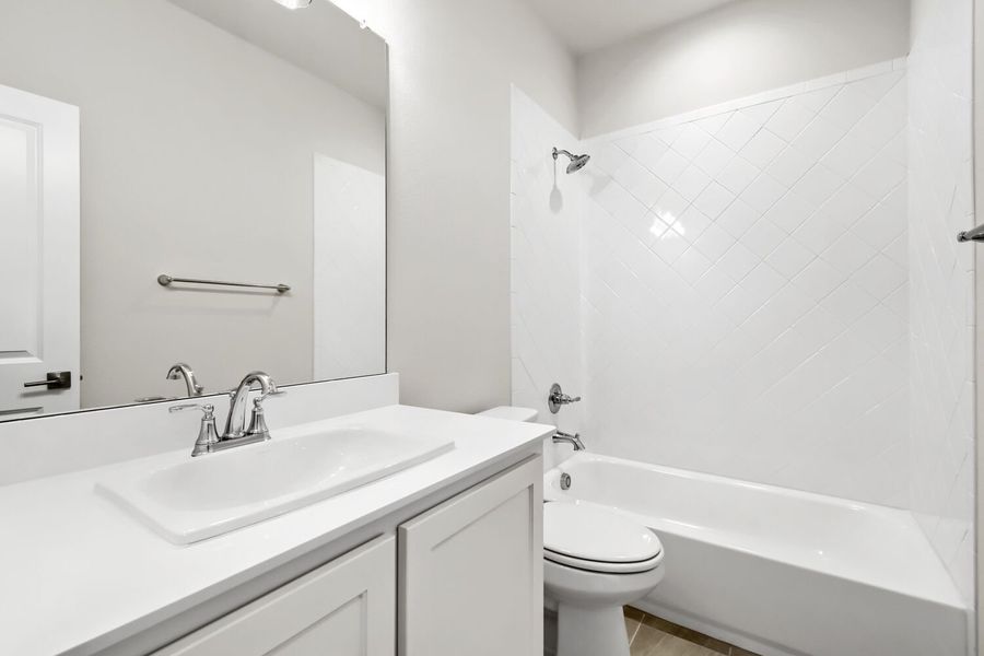 Plan 1450 Representative Photo - Secondary Bathroom Plan 1450 Representative Photo - Secondary Bathroom