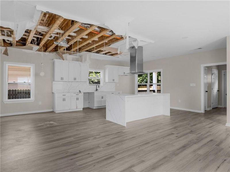 Spacious, unfurnished interior of a new home in , Atlanta (Image 12).