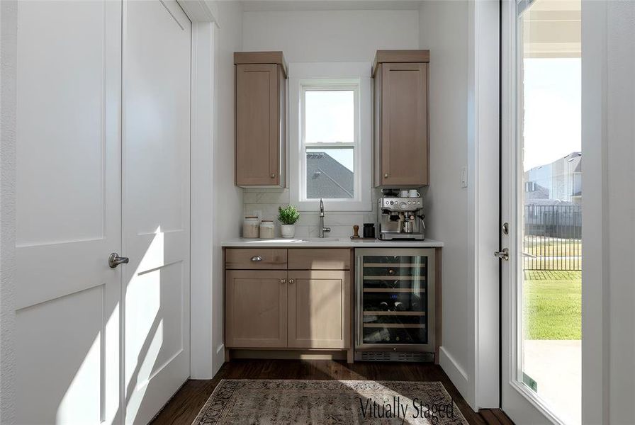 Furnished interior view inside a new home in , Rockwall (Image 14).