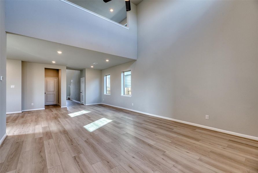 Spacious, unfurnished interior of a new home in Aldeana - Tejas Collection, Bonney (Image 13).