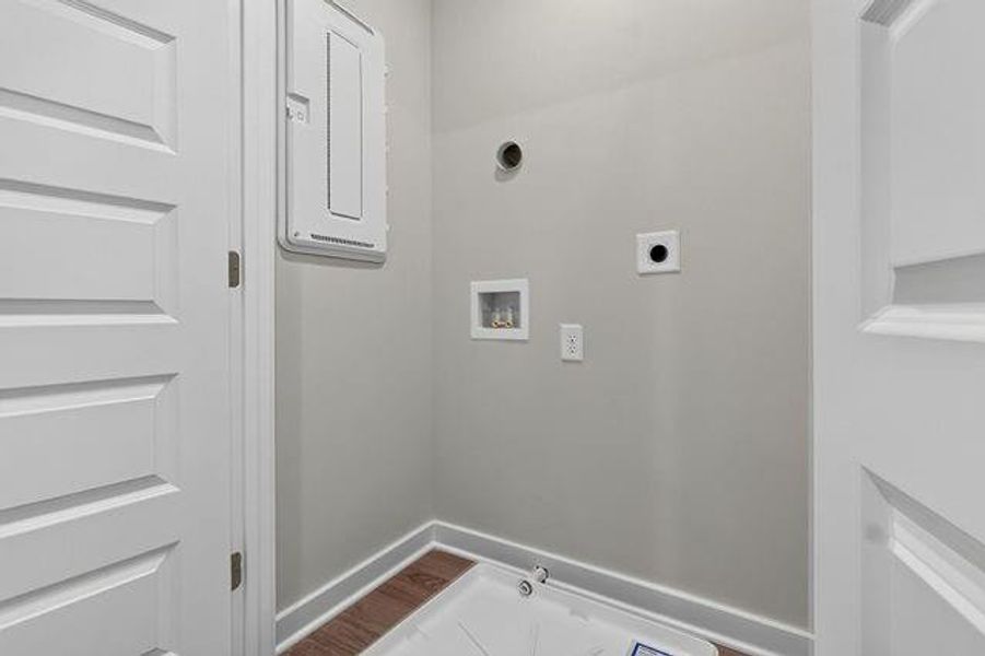 Spacious, unfurnished interior of a new home in The Cottages at East Lanier, Fayetteville (Image 32).