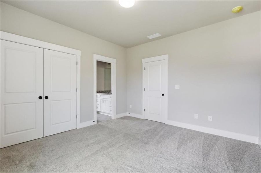 Spacious, unfurnished interior of a new home in , Statham (Image 46).