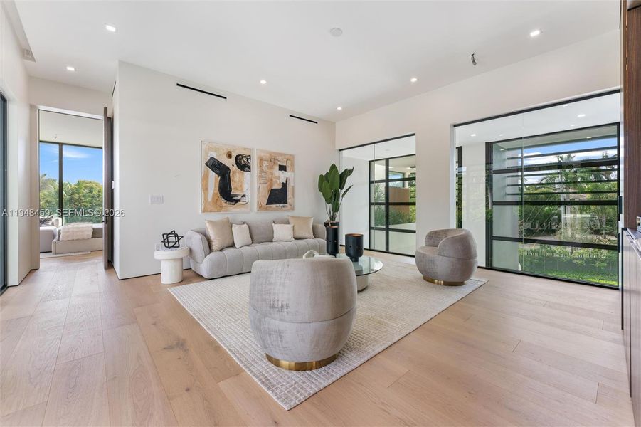 Furnished interior view inside a new home in , Pinecrest (Image 9).