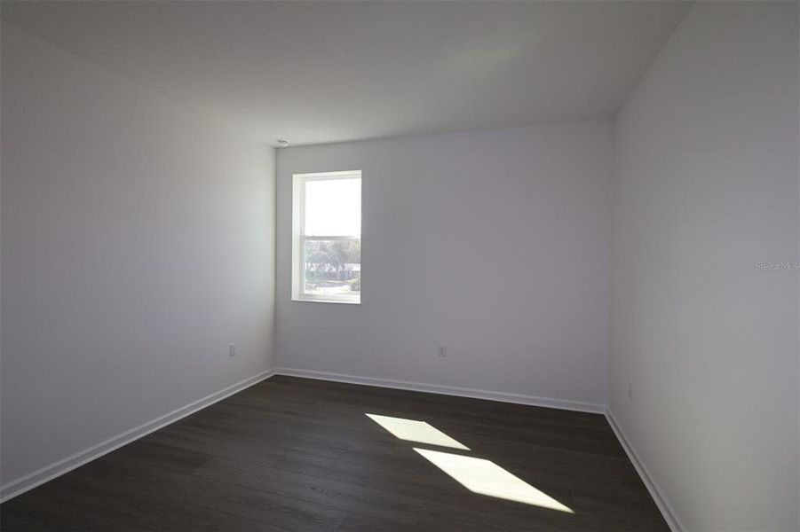 Spacious, unfurnished interior of a new home in Willow Run, Apopka (Image 14).