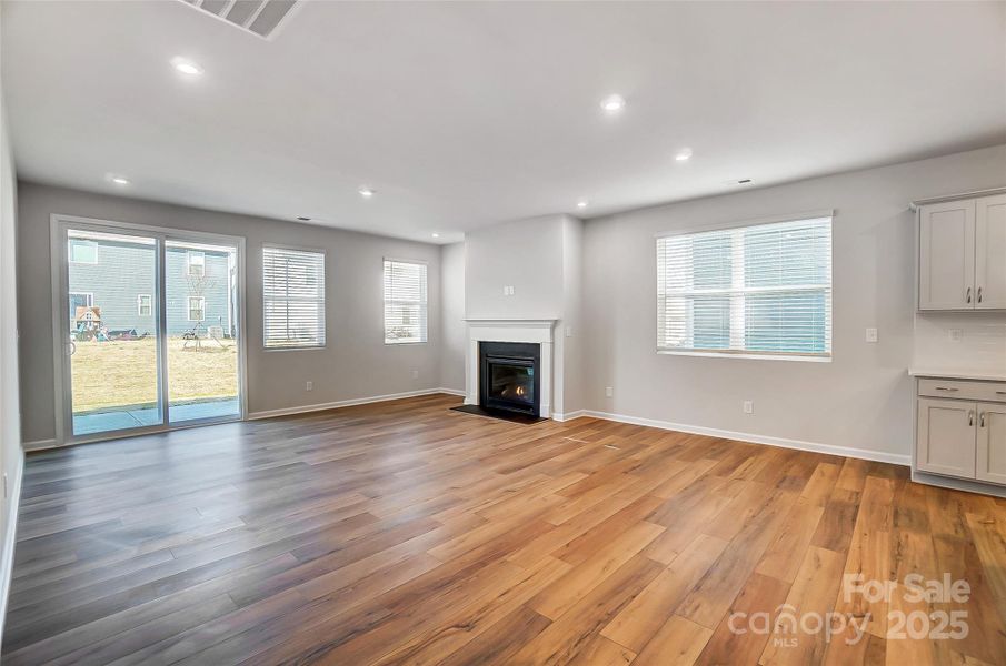 Photo representation only. Exterior and interior colors and finishes will vary. Photo representation only. Exterior and interior colors and finishes will vary.