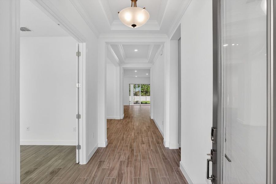 Spacious, unfurnished interior of a new home in Center Lake Ranch Community Group Page, St. Cloud (Image 31).