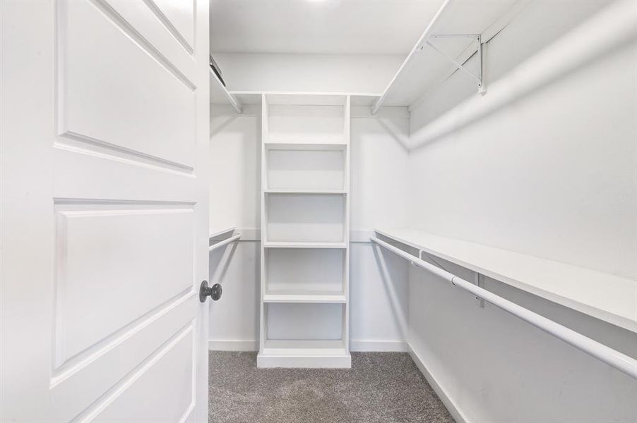 Spacious, unfurnished interior of a new home in , Paris (Image 15). Spacious, unfurnished interior of a new home in , Paris (Image 15).