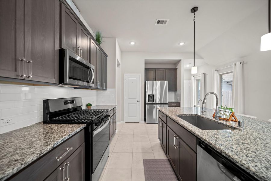 Furnished interior view inside a new home in The Meadows at Imperial Oaks 40', Conroe (Image 12).