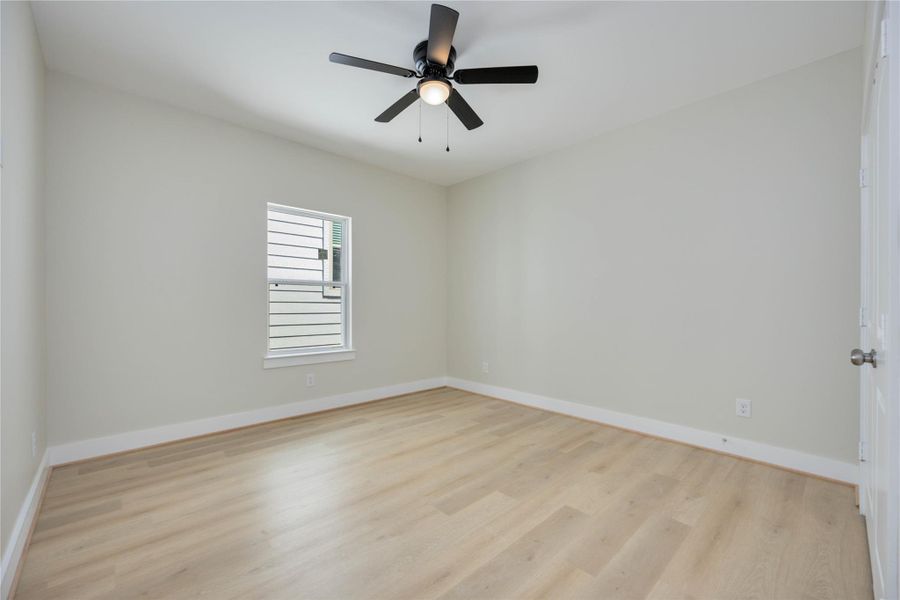 Spacious, unfurnished interior of a new home in , Houston (Image 12).