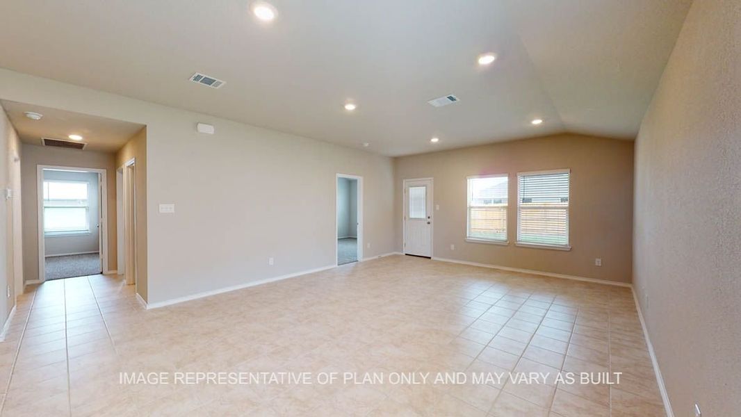 Representative unfurnished interior of a home built from the Elgin by D.R. Horton in Reynolds Crossing, Killeen (Image 13).