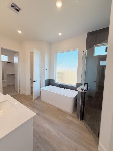 Furnished interior view inside a new home in Briarley, Montgomery (Image 17).