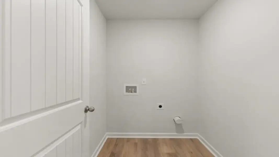 Spacious, unfurnished interior of a new home in Aurora Creek, Dallas (Image 18).